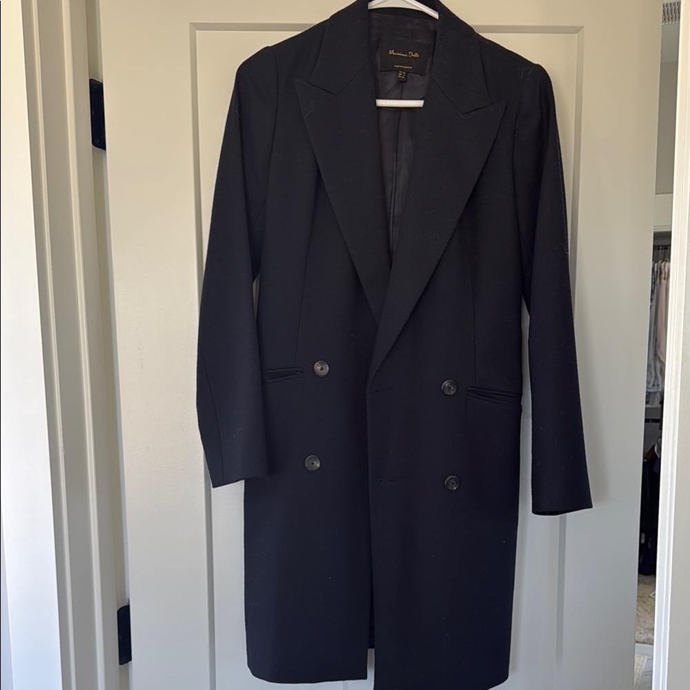 Stunning Navy Massimo Dutti Blazer